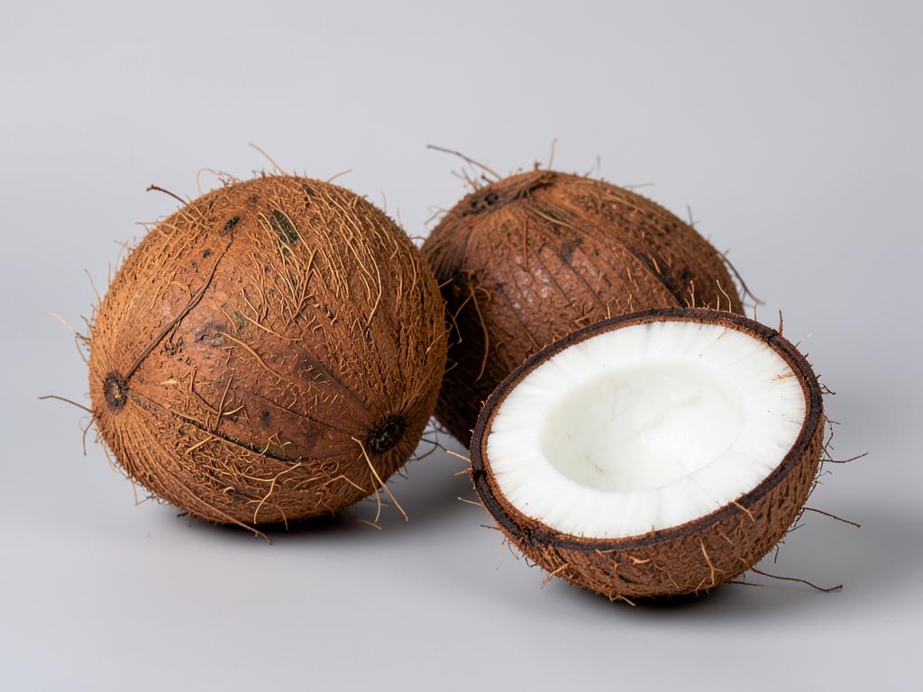 Fresh Coconut supplied by Nethra Global Exim